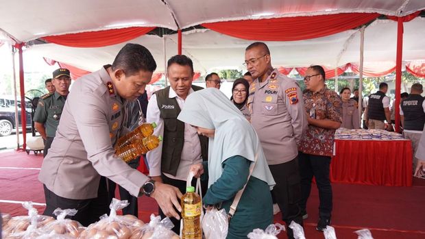 Kapolda Jateng, Irjen Ribut Hari Wibowo, saat menghadiri gelaran GPM di kantor Kecamatan Banyumanik, Kota Semarang.