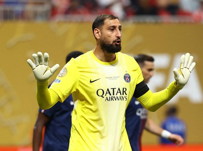 FILE PHOTO: Soccer Football - FIFA Club World Cup - Quarter Final - Paris St Germain v Bayern Munich - Mercedes-Benz Stadium, Atlanta, Georgia, U.S. - July 5, 2025 Paris St Germains Gianluigi Donnarumma reacts REUTERS/Kai Pfaffenbach/File Photo