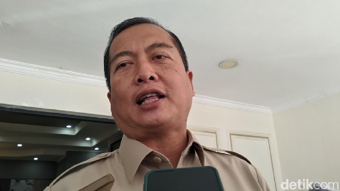 Gubernur NTB Lalu Muhamad Iqbal ditemui di kantornya, Kamis (14/8/2025). (Ahmad Viqi/detikBali).