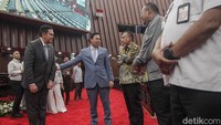 Pimpinan DPR Sufmi Dasco Ahmad dan Ketua DPD Sultan Bachtiar Najamudin menyaksikan gladi bersih.