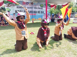 Serunya Kemah Hari Pramuka di Lamongan Diisi Permainan Tradisional