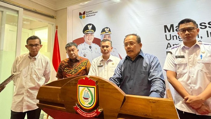 Ketua Timsel Seleksi BUMD Makassar, Aswanto.
