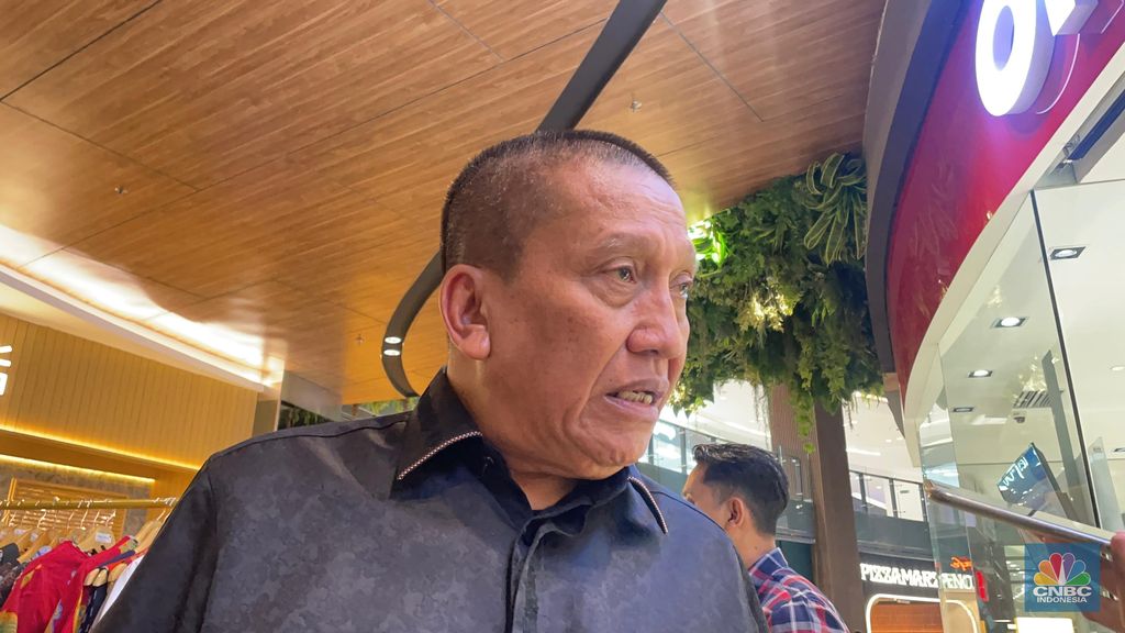 Ketua Umum Asosiasi Pengusaha Ritel Indonesia (Aprindo), Solihin saat ditemui usai acara pembukaan Indonesia Shopping Festival (ISF) di Lippo Mall Nusantara, Jakarta, Kamis (14/8/2025). (CNBC Indonesia/Martyasari Rizky)