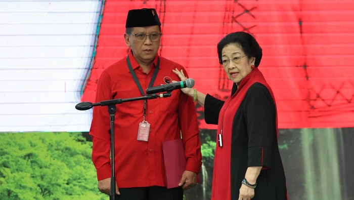 Ketua Umum PDIP Megawati Soekarnoputri resmi melantik Hasto Kristiyanto sebagai Sekjen PDIP periode 2025-2030.