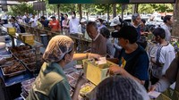 Langkah tersebut sekaligus menjadi gambaran adaptasi sektor jasa di Tiongkok menghadapi tantangan ekonomi, di mana kreativitas dan diversifikasi menjadi kunci untuk bertahan. REUTERS/Maxim Shemetov