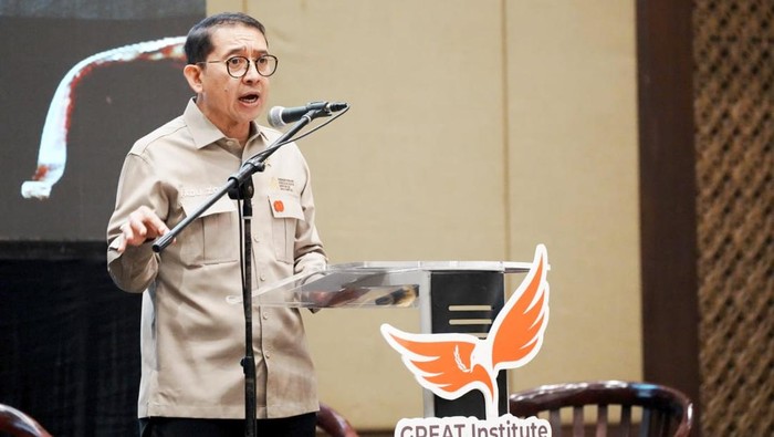 Menbud Fadli Zon