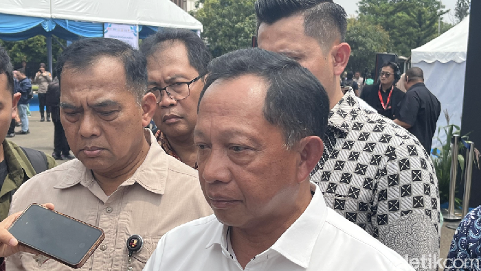 Menteri Dalam Negeri (Mendagri), Tito Karnavian,
