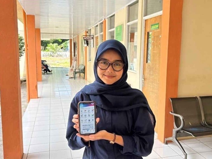 Rika semakin memahami bahwa kesehatan mata hal yang sangat penting karena penglihatan yang baik menjadi penunjang utama dalam menjalani aktivitas sehari-hari.
