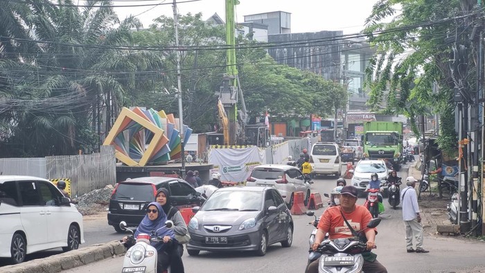 Pembangunan jembatan Pelawad 2, jalan ditutup dan diterapkan contraflow