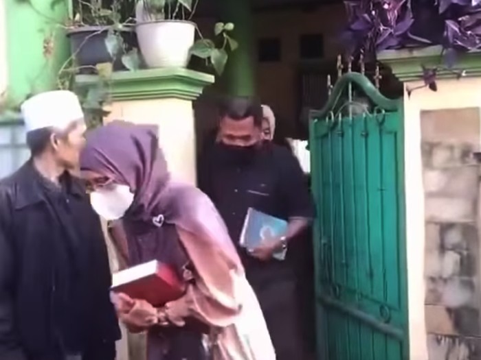 Pengajian Umi Cinta di Bekasi.