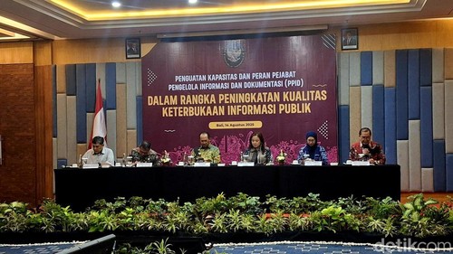 Penguatan Kapasitas dan Peran PPID dalam Rangka Peningkatan Kualitas Keterbukaan Informasi Publik di Vouk Hotel & Suites, Kuta Selatan, Badung, Kamis (14/8/2025) (Foto: Fabiola Dianira/detikBali)