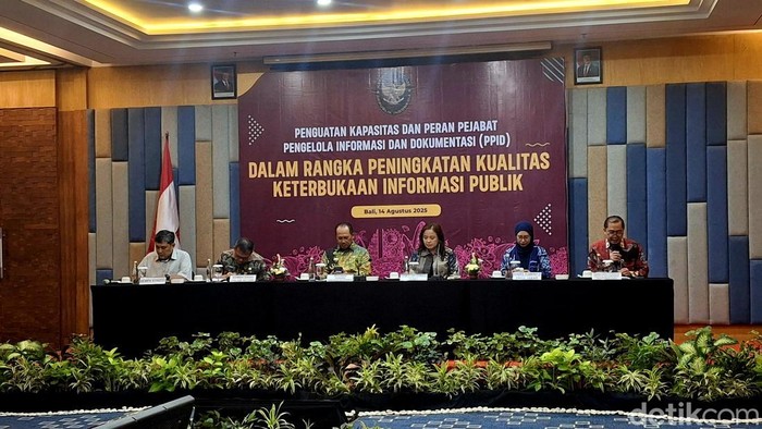 Penguatan Kapasitas dan Peran PPID dalam Rangka Peningkatan Kualitas Keterbukaan Informasi Publik di Vouk Hotel & Suites, Kuta Selatan, Badung, Kamis (14/8/2025) (Foto: Fabiola Dianira/detikBali)