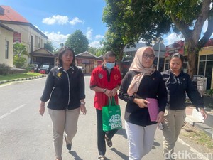 Pecatan Dosen Penyuka Sesama Jenis Diserahkan ke Kejati NTB, Langsung Ditahan