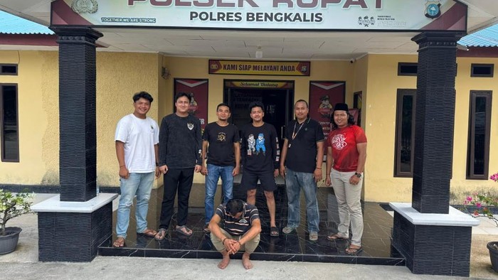 Polisi menangkap pelaku TPPO pengiriman pekerja migran ilegal ke Malaysia di Pulau Rupat, Bengkalis.