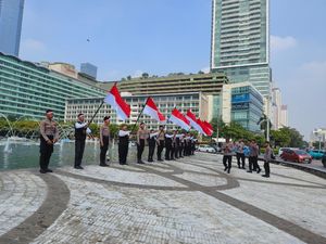 Lagu Indonesia Raya Bergema di Bundaran HI Sambut HUT Ke-80 RI