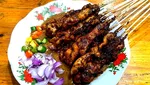 10 Sate Ayam Legendaris di Indonesia, Ada yang Berdiri Sejak 1945!