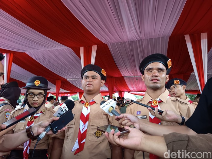 Siswa disabilitas jadi petugas Upacara Pramuka 2025 di Jakarta, Kamis (14/8/2025).