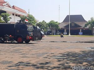 Saat Bupati Pati Sudewo Absen Ngantor Sehari Usai Didemo