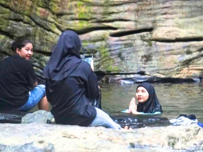 Wisata alam Karai di Bulungan, dekat Tanjung Selor, Kalimantan Utara.