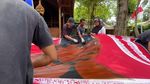 Potret Batik Jumbo Presiden RI 27 Meter Karya Perajin Kulon Progo