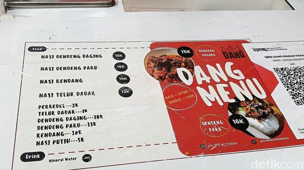 Daftar menu yang ditawarkan Dang Makan Padang.