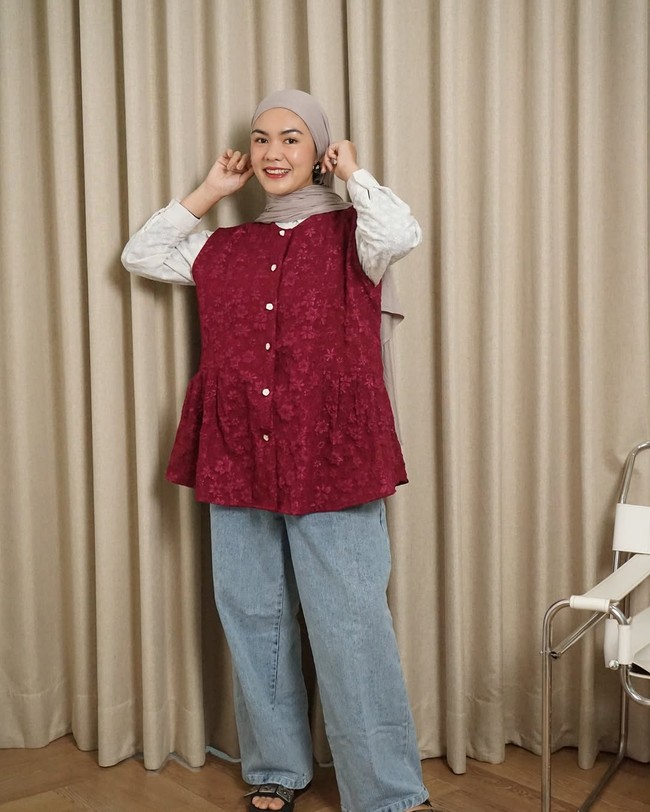 Denim, outer dan kemeja.