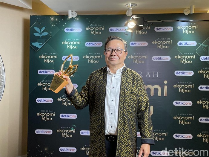 Direktur Health, Safety, and Environment Harita Nickel Tonny Gultom