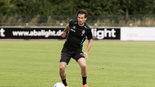 Gelandang serang asal Belanda, Jordy Bruijn, yang dirumorkan merapat ke Bali United. (Dok. Instagram @heraclesalmelo)