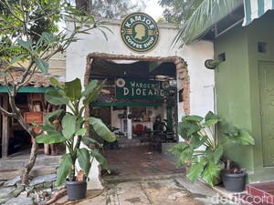 Ada Mie Godhok dan Es Kopi Butterscotch Enak di Kafe Museum Satriamandala