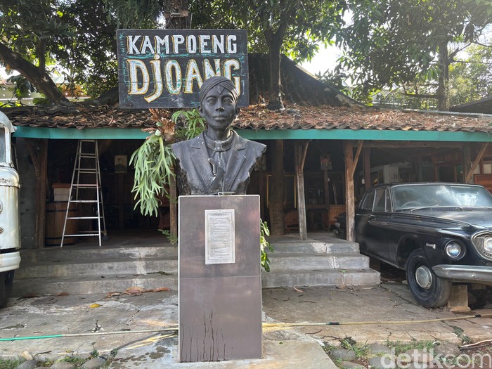 Kampoeng Djoeang: Es Wedang Uwuh hingga Mie Godhok di Kafe Bernuansa Nasionalis