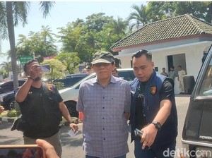 Momen Ketua Parpol di Jateng Tersangka Penyedia Striptis Dilimpahkan ke Jaksa