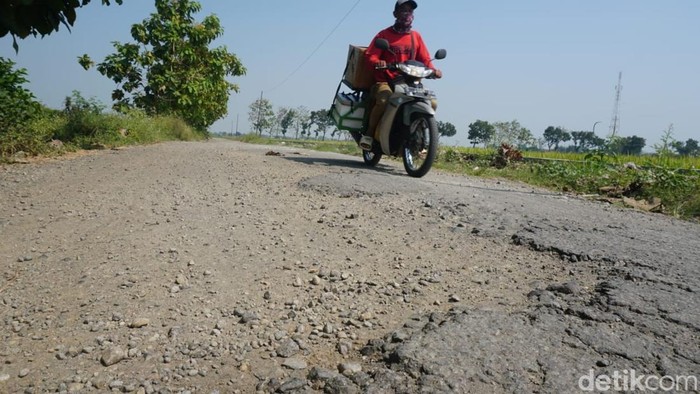 Kondisi jalan di Desa Pojok Kulon Jombang