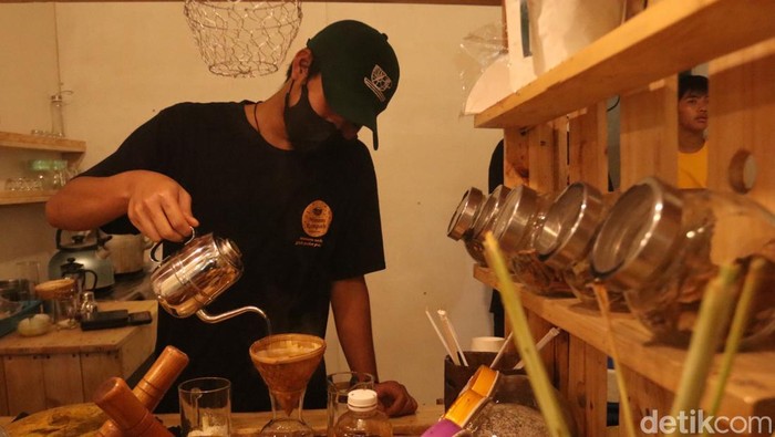 Minuman hangat di Bandung.