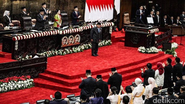 Presiden Prabowo Subianto menyampaikan pidato kenegaraan perdananya dalam Sidang Tahunan MPR serta Sidang Bersama DPR–DPD di Gedung Nusantara, Jakarta, Jumat (15/8/2025).