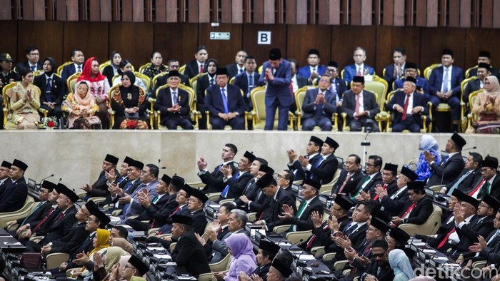 Presiden Prabowo Subianto menyampaikan pidato kenegaraan perdananya dalam Sidang Tahunan MPR serta Sidang Bersama DPR–DPD di Gedung Nusantara, Jakarta, Jumat (15/8/2025).