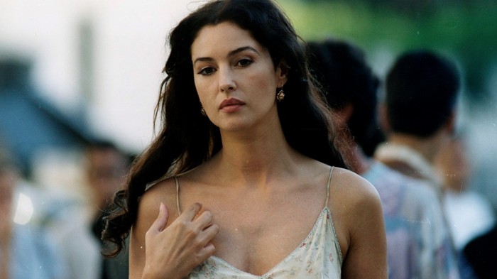 Penampilan Monica Belluci di film Malena (2000).