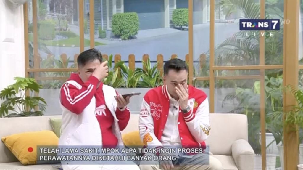 Tangis Irfan Hakim-Raffi Ahmad Pecah, Suami Mpok Alpa: Aa... Mpok Udah Gak Ada