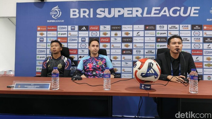 Pelatih Bhayangkara Presisi Lampung FC  Munster