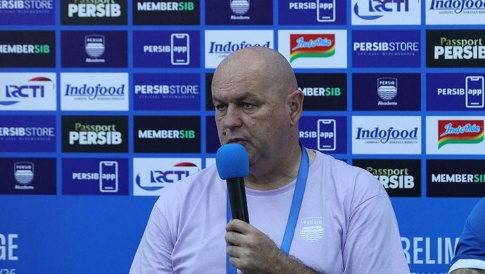 Pelatih Persib Bojan Hodak.