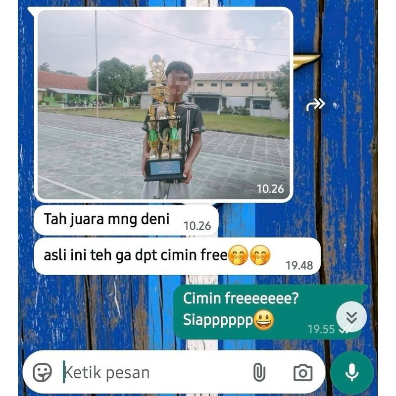 Haru! Cerita Penjual Cimin Beri Cimin Gratis untuk Murid Berprestasi