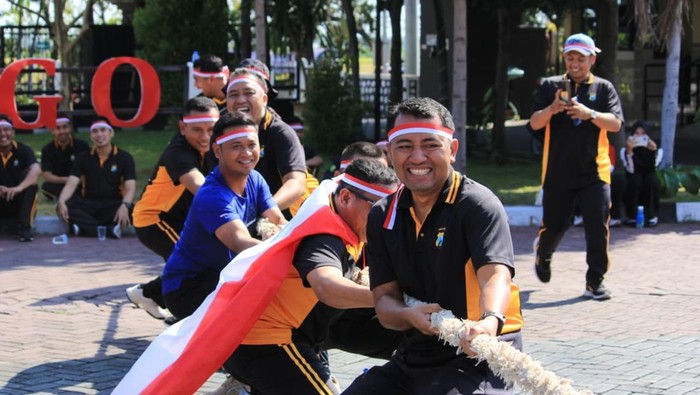 Polres Probolinggo menggelar olahraga dan olahraga untuk menyemarakan HUT ke-80 RI