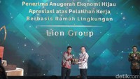 Kategori Komitmen Tanggung Jawab Sosial, Lion Group meraih Anugerah Ekonomi Hijau Apresiasi atas Pelatihan Kerja Berbasis Ramah Lingkungan.