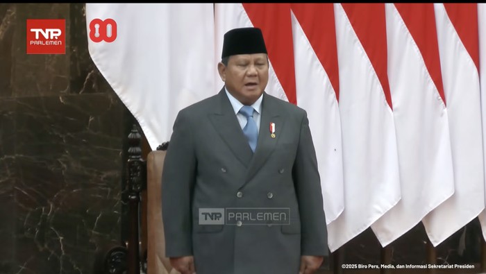 Presiden Prabowo Subianto tidak mengenakan pakaian adat saat menghadiri Sidang Tahunan MPR. (YouTube Setpres)
