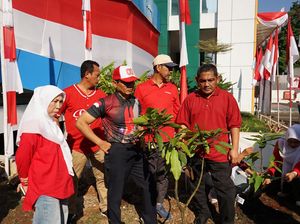 ASN dan Pegawai BUMD Bogor Tanam 25.764 Pohon