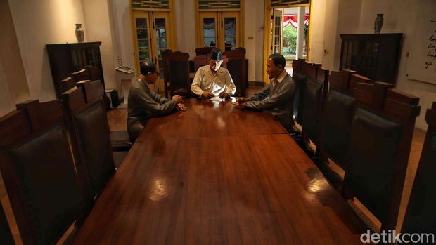 Museum Perumusan Naskah Proklamasi berdiri anggun di kawasan Menteng, Jakarta Pusat. Bangunan ini masih mempertahankan gaya arsitektur Eropa abad ke-20.