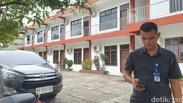 Salah satu penginapan di Kota Taluk Kuantan. (Raja Adil Siregar/detikSumut)