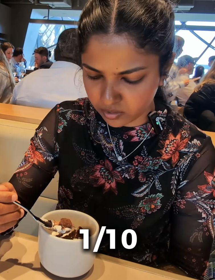 Turis Ogah Makan di Resto Dekat Eiffel Tower karena Mahal dan Nggak Enak