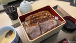 Antre Sebulan Demi Cicip Unagi Butter Favorit Raditya Dika dan Sheila Dara