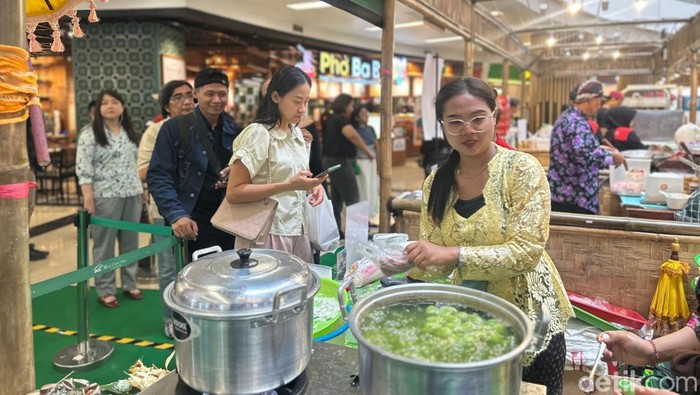 Kampoeng Legenda, festival kuliner yang rutin memanjakan lidah selama 10 tahun