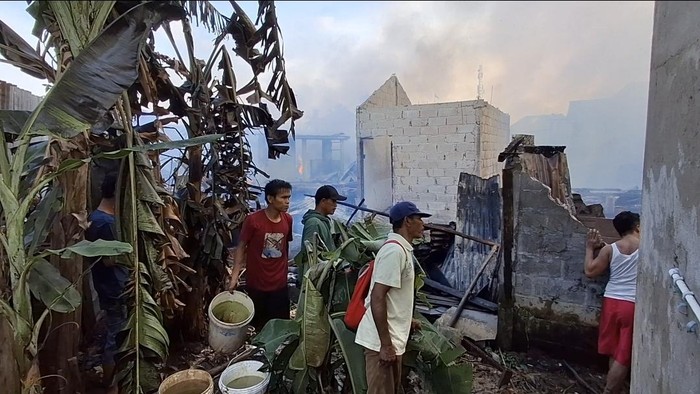 Kebakaran terjadi di pemukiman padat penduduk di Gandus